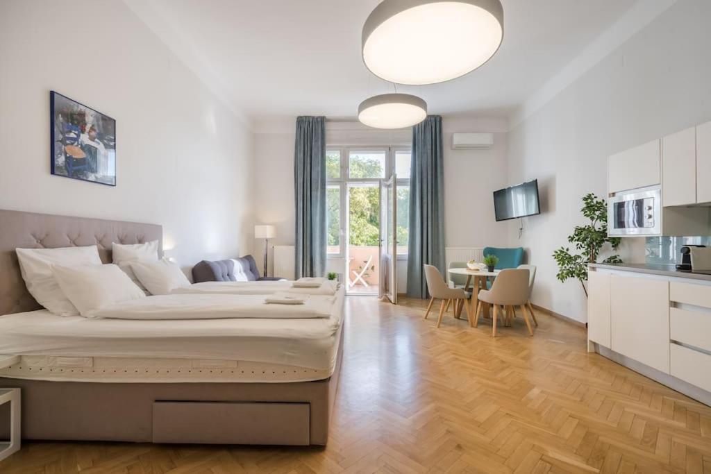 Klauzal Garden City Apartments Budapest Esterno foto